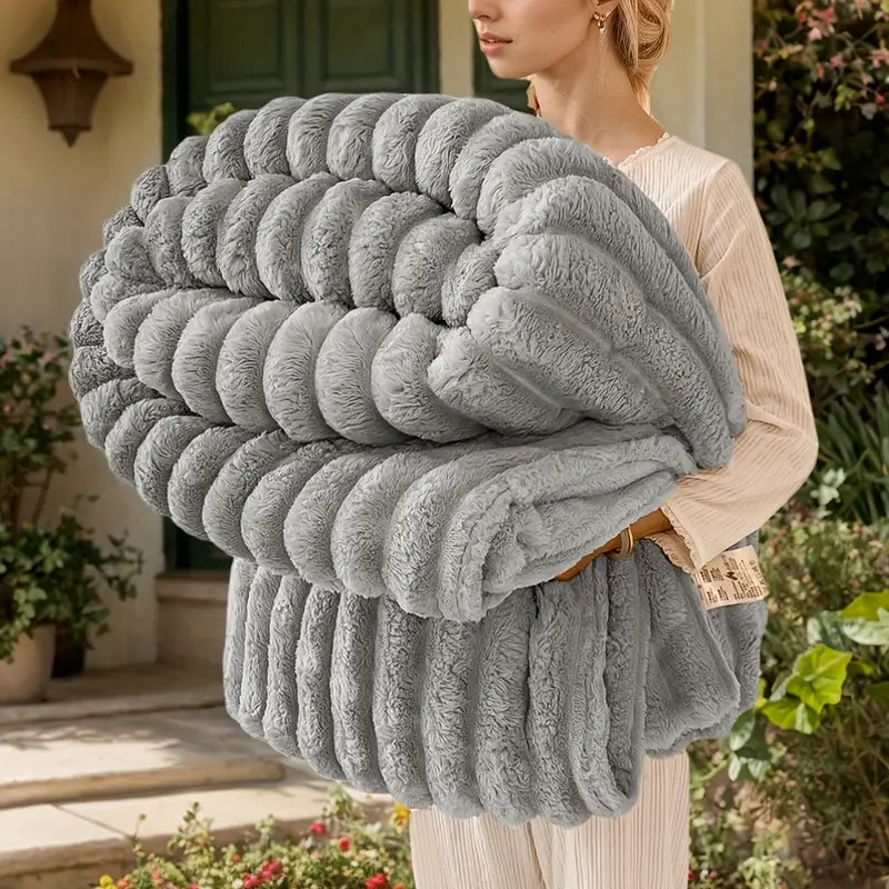 Ultra-Soft Faux Rabbit Fur Blanket