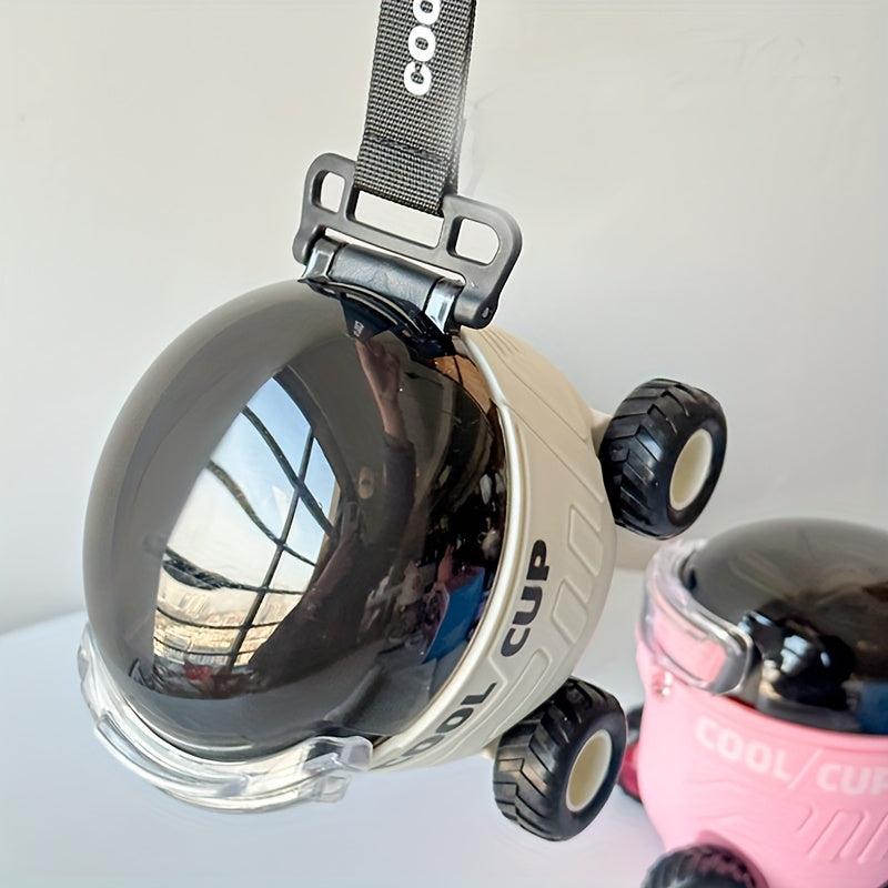 A New Type Of Cartoon Four-wheel Water Bottle