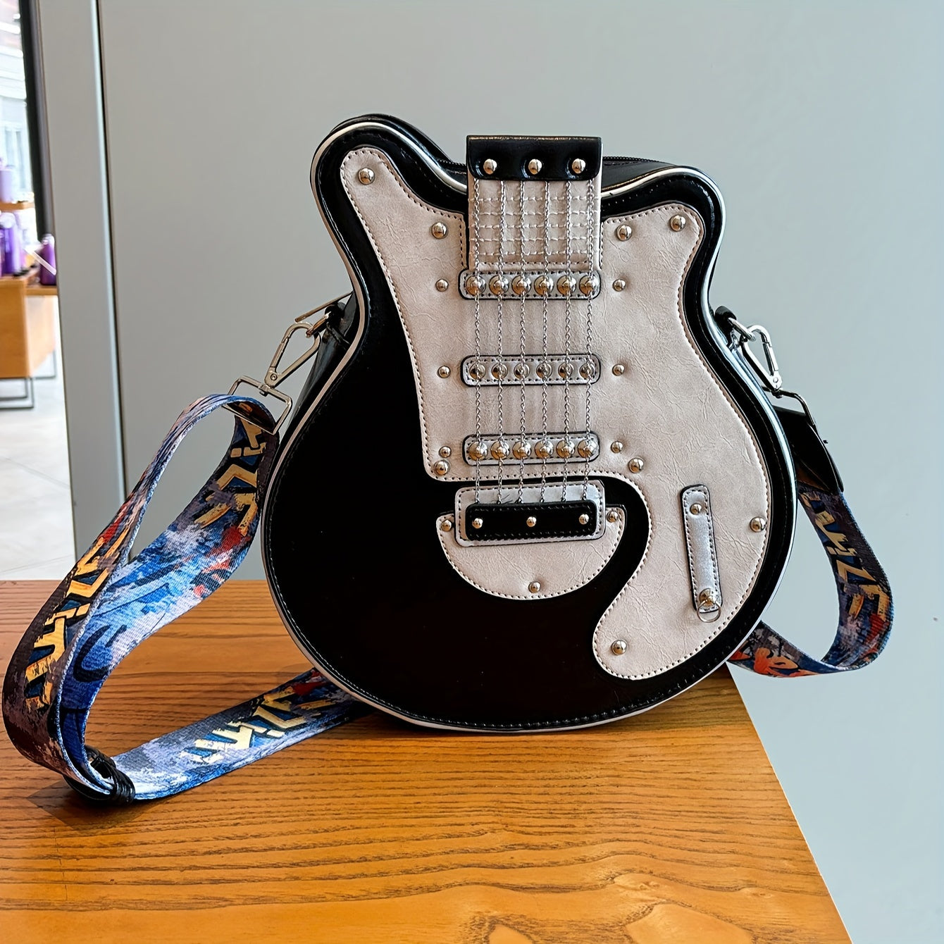 Trendy Y2K Style Guitar-Shaped Crossbody Bag
