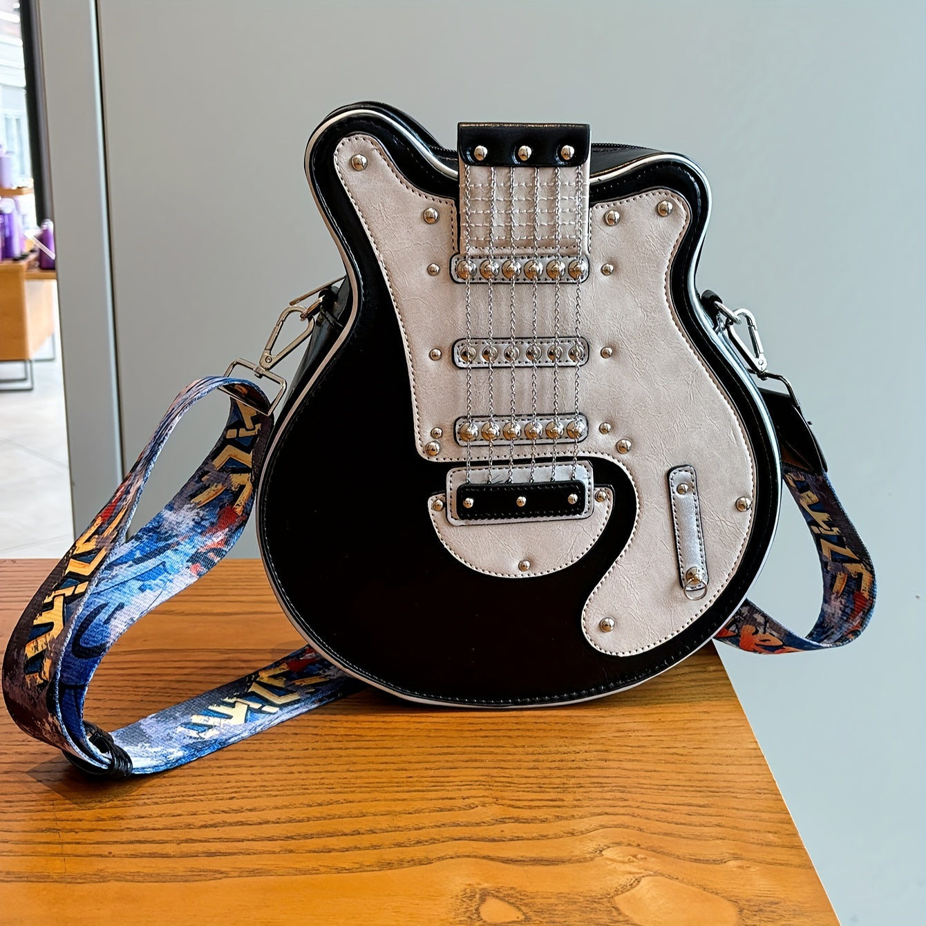 Trendy Y2K Style Guitar-Shaped Crossbody Bag