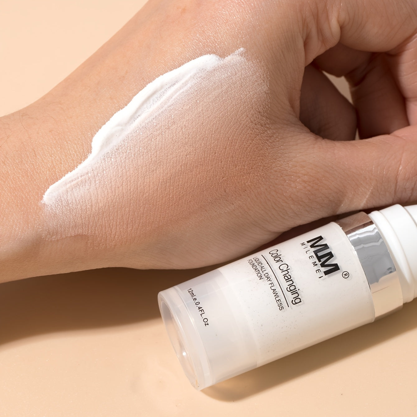 Long-Lasting Matte Finish Color Changing Liquid Foundation