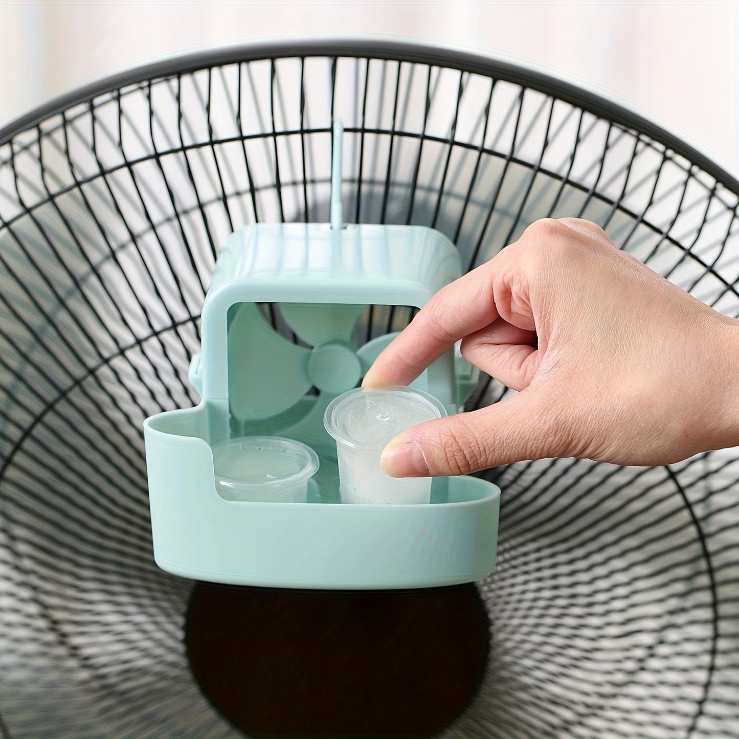 Household Floor Standing and Desktop Fan, Quick Cooling with Ice