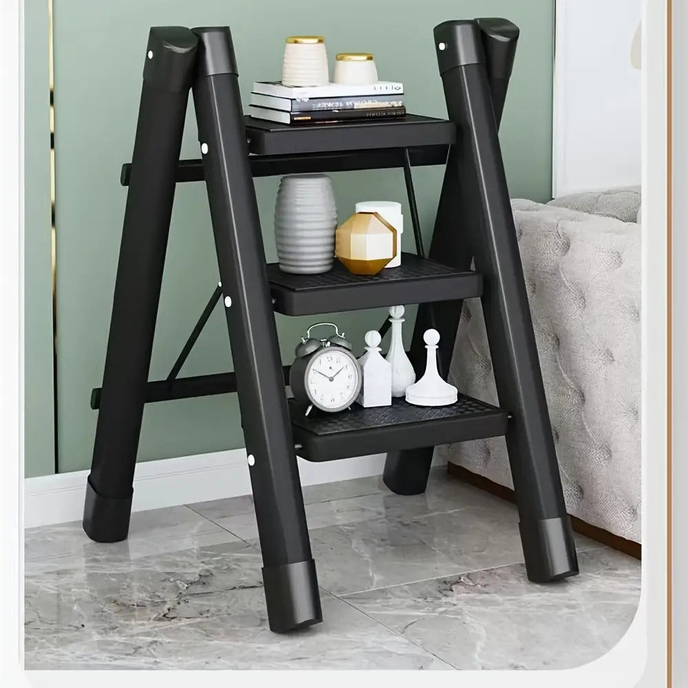 4-Tier Folding Ladder