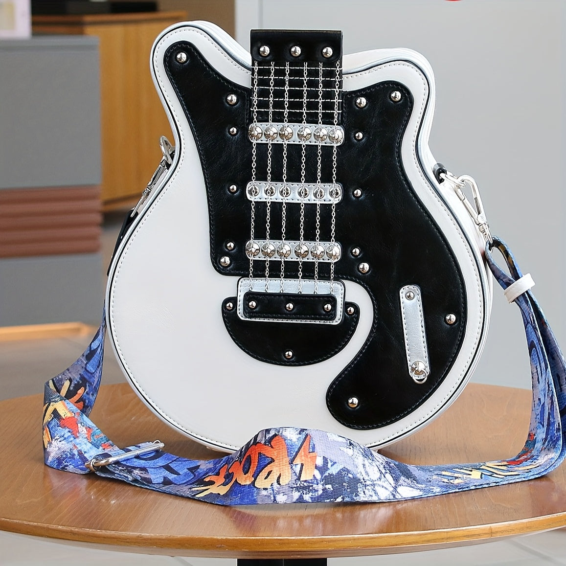 Trendy Y2K Style Guitar-Shaped Crossbody Bag