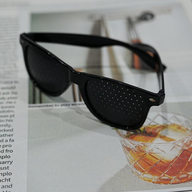 Unisex Pinhole Glasses Anti-Myopia Astigmatism Glasses