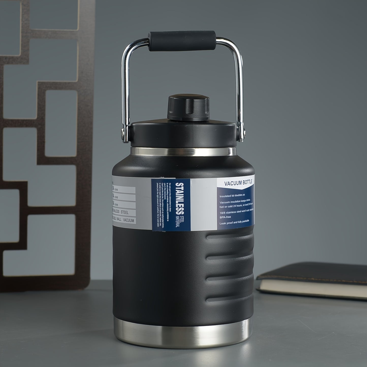 Stainless Steel Insulated Vacuum Bottle 2000ml with Magnetic Lid