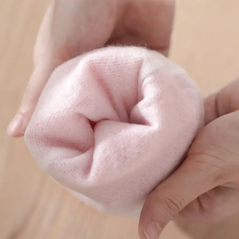 Women's Fleece-Lined Winter Cleaning Gloves