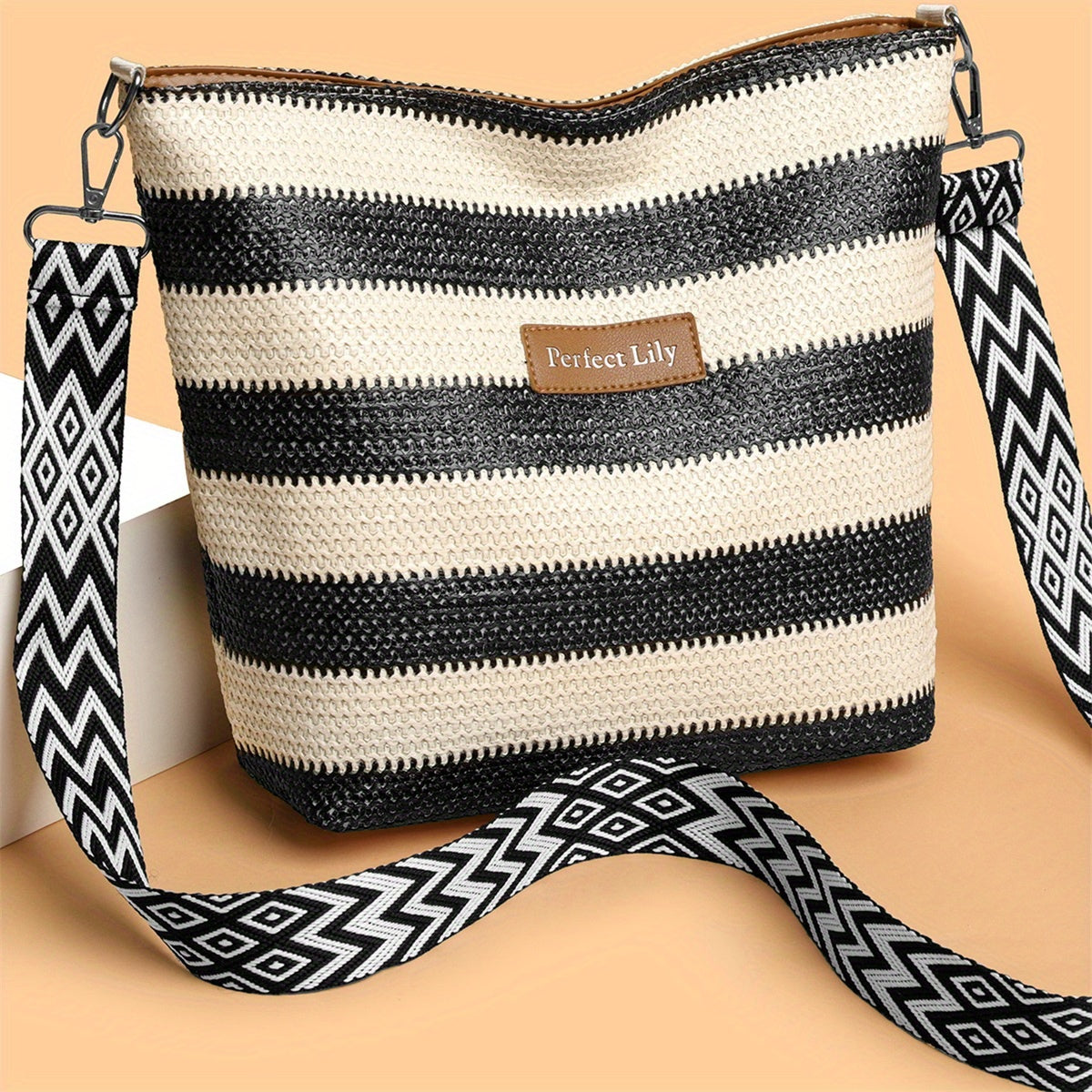 Women's Elegant Woven Crossbody Bag