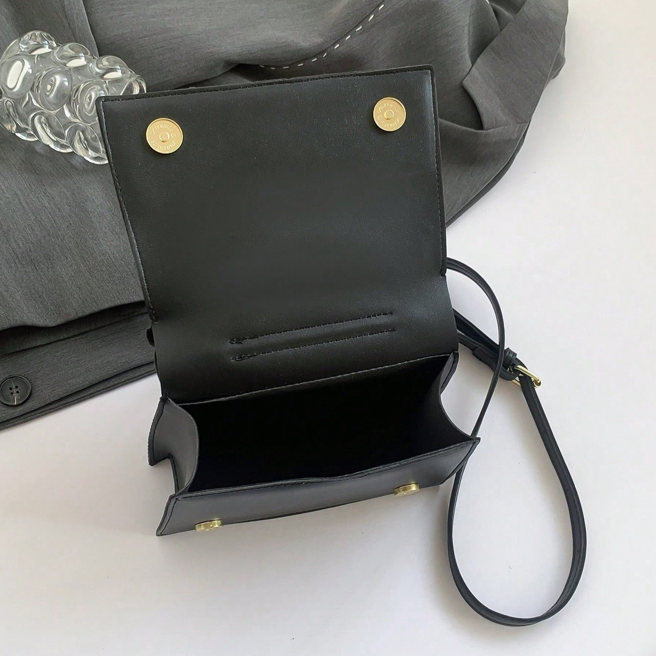 Women'S Collapsible Collar Design Crossbody Bag