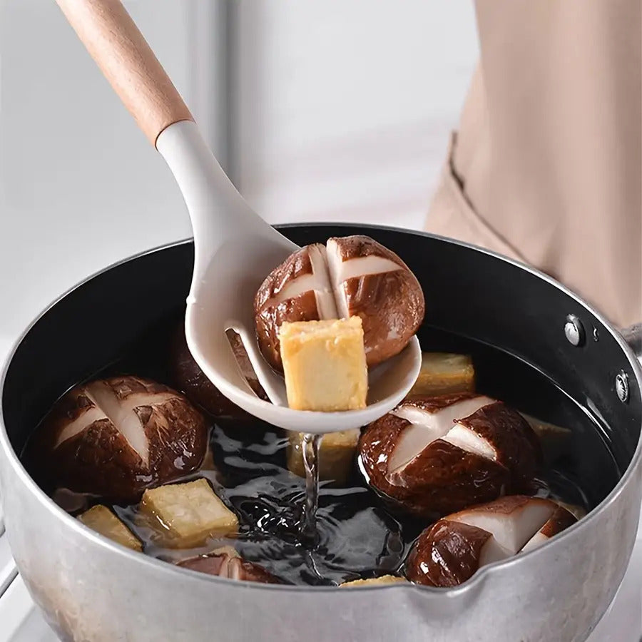 Bucket Silicone Kitchenware Set Of 19 Pieces