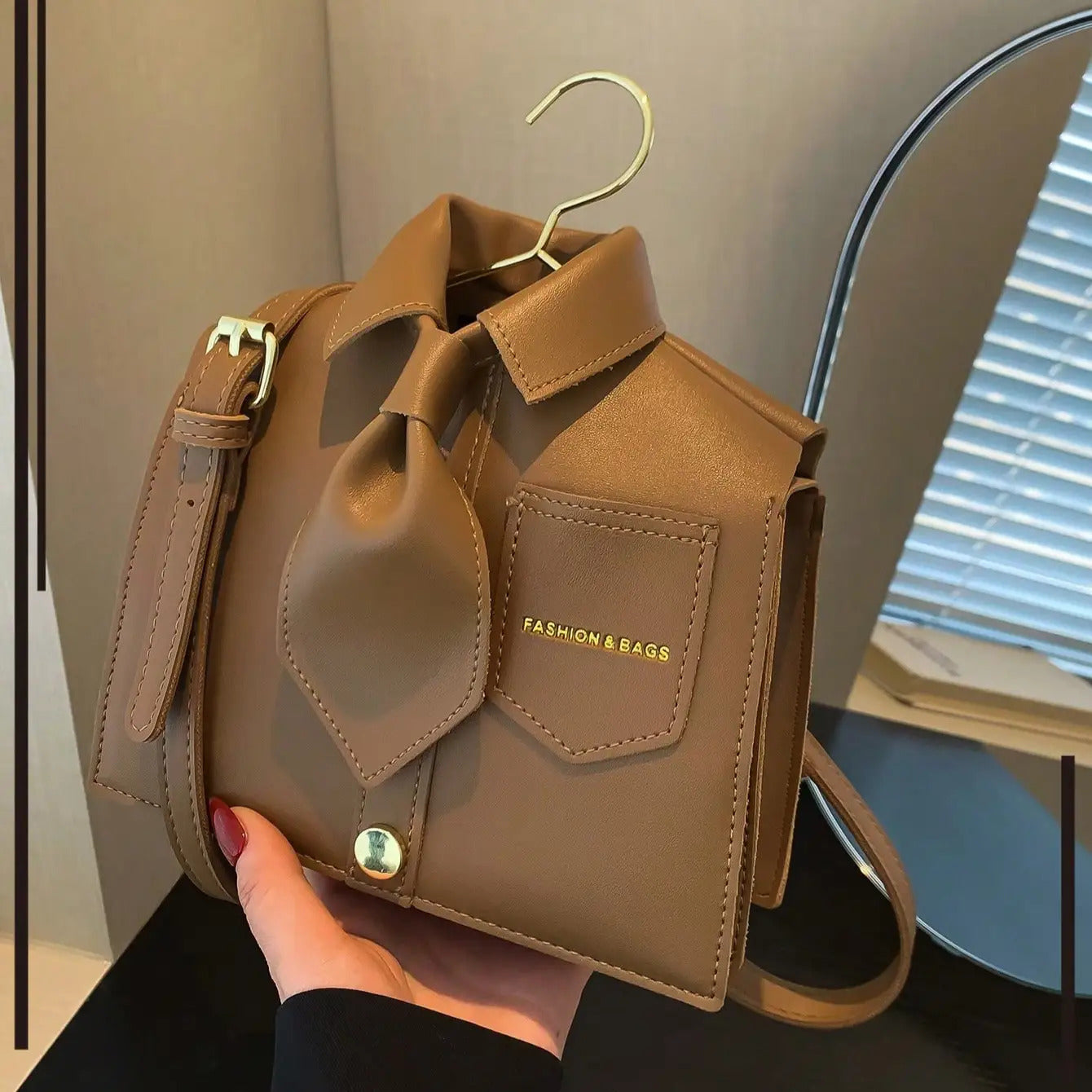 Women'S Collapsible Collar Design Crossbody Bag