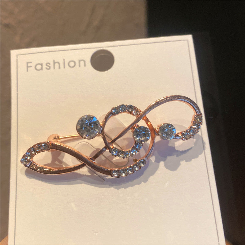 Gorgeous 10-piece brooch set