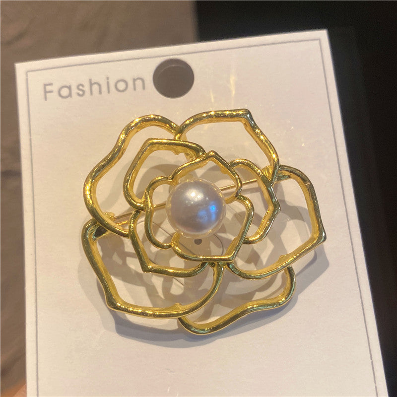 Gorgeous 10-piece brooch set