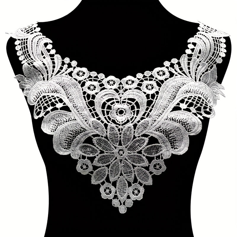 Water-Soluble Embroidered Lace Fake Collar
